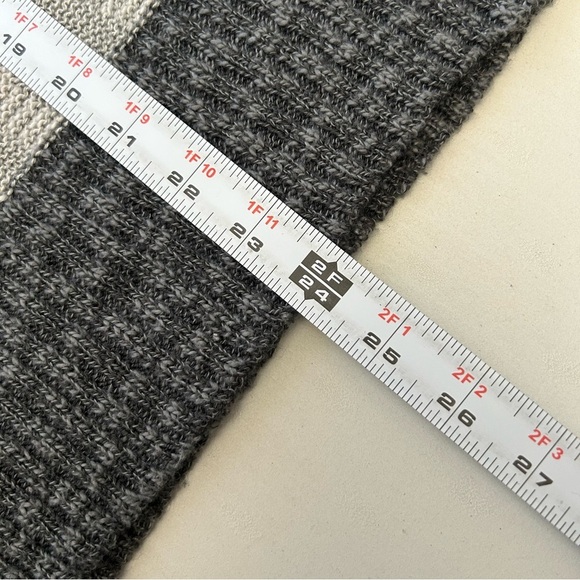 Ricki’s Sweater Lightweight Open Weave Cotton Grey Stripes Size Small - Picture 10 of 15